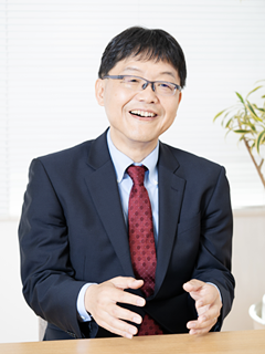 プロフィール